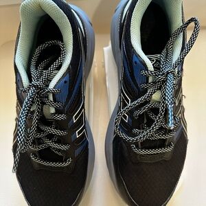 Asics Black and Blue Women's Scout 2 Trail Runners Size 8 worn 1x